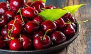 Черешня українська подешевшала майже на чверть