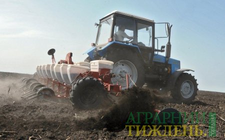 Українських фермерів зобов'язали платити єдиний соціальний внесок
