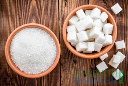 Украина в сентябре вдвое снизила экспорт сахара