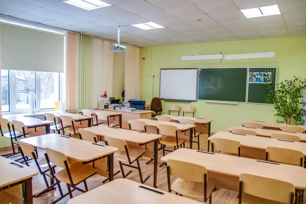 Про спалах захворювання на гостру кишкову інфекцію серед дітей в школі міста Дніпро станом на 14.03.2019