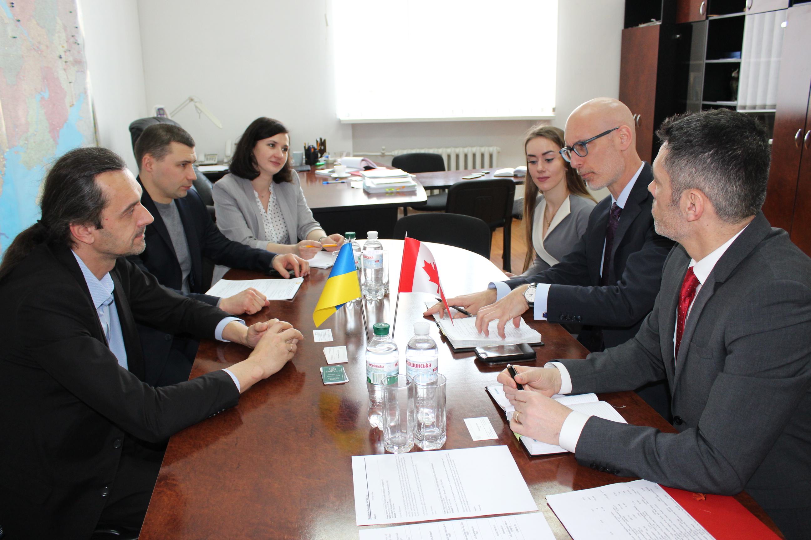 Україна та Канада обговорили перспективи відкриття канадського ринку для української продукції
