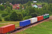 «Укрзалізниця» запустила три контейнерних поїзда для перевезення зерна