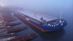 Найсучасніший український флот «НІБУЛОНа» налічує уже 77 одиниць: перше несамохідне судно проєкту В1500 спущено на воду