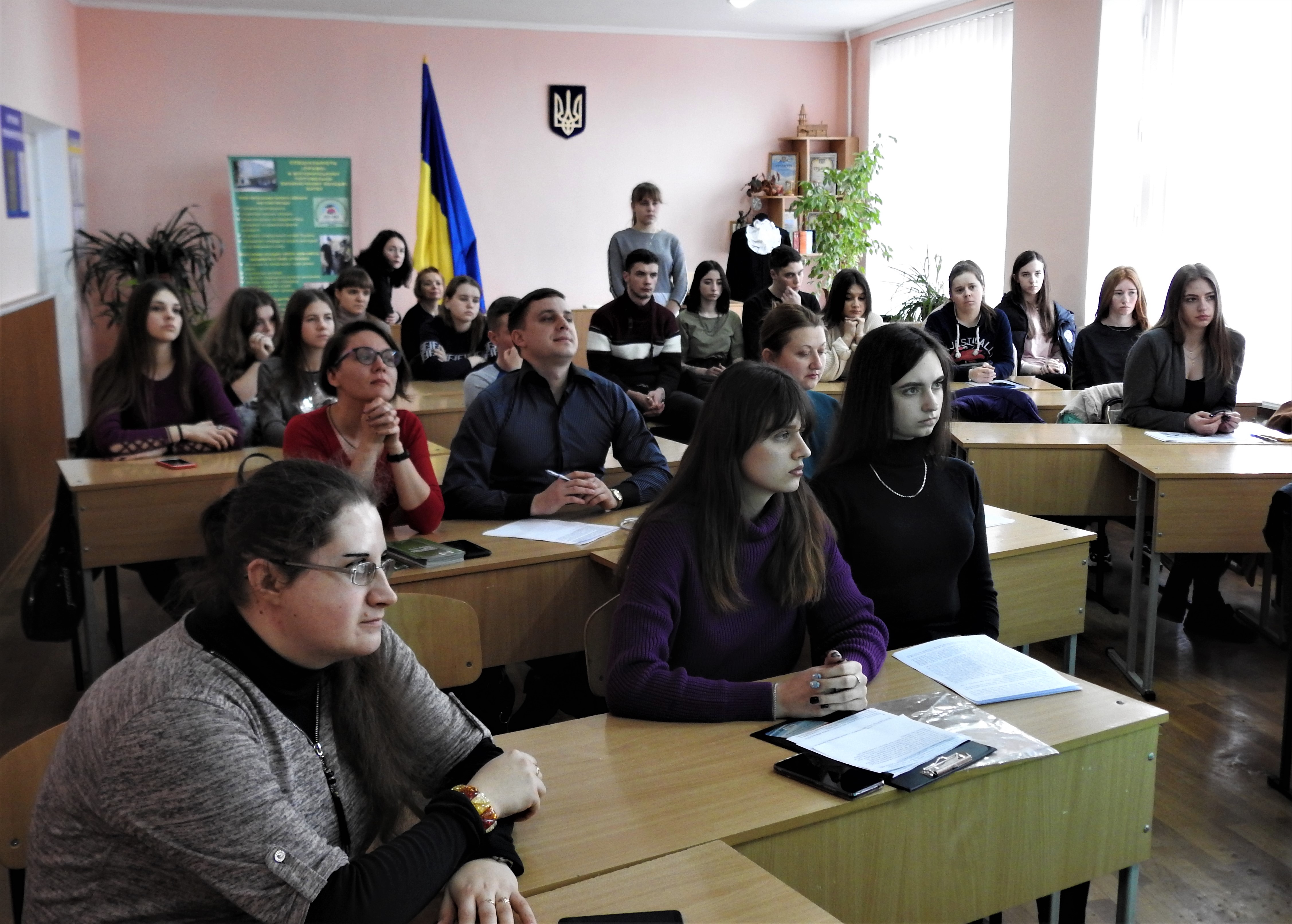 На Житомирщині студентам пояснили правила захисту прав споживачів