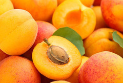 Ціни на абрикоси сягають рекордного максимуму