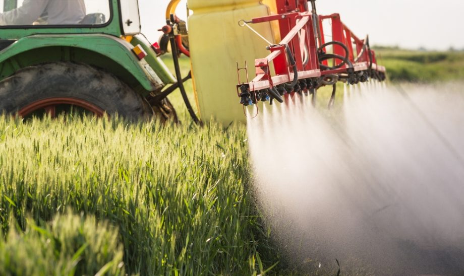 ЄС припинить імпорт сільгосппродукції з забороненими пестицидами