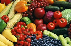 Огірки подорожчали, томати – подешевшали: ціни на овочі та ягоди