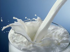 Надходження молока на перероблення скорочується