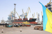 В українських портах лишаються заблокованими 68 іноземних суден