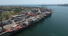 Maersk має намір взяти у концесію контейнерний термінал у порту Чорноморськ
