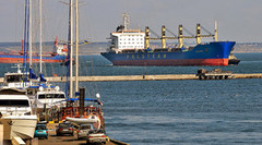 Україна встановлює тимчасовий судноплавний шлях до чорноморських портів. Міноборони зробило заяву та затролило рашистів