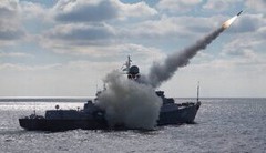 росія цілилася ракетами у цивільне судно у Одеському порту, - Сунак