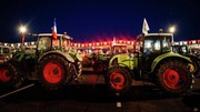 Французькі фермери погрожують "обложити" Париж