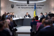 Віталій Коваль обговорив з аграрними асоціаціями розширення експорту на ринки Африки та Близького Сходу