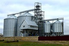 Елеваторні потужності України за рік зросли