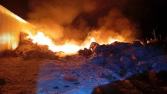 Ворог атакував ангари із зерном на Чернігівщині