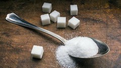 Світові ціни на цукор впали до п’ятирічного мінімуму