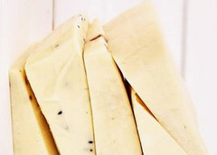 Імпорт сирів у січні скоротився на 9,7%