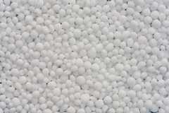 Карбамід в Україні подорожчав на 10 тис. грн/т: OSTCHEM призупинив продажі